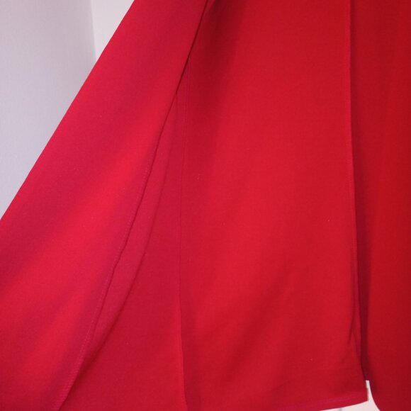 Red Stretch Crepe Womenโs Pantsuit โ Open Blazer & High-Waist Skinny Pants - Picture 3 of 8